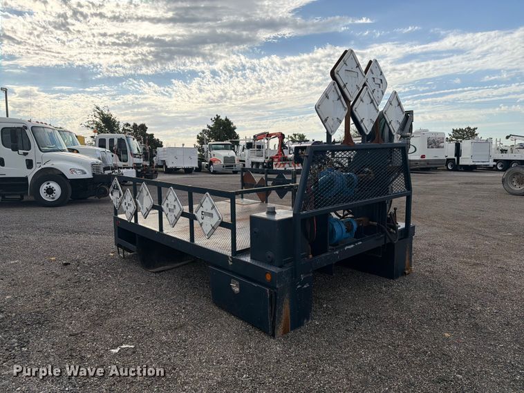 image for item FB5062 Flatbed