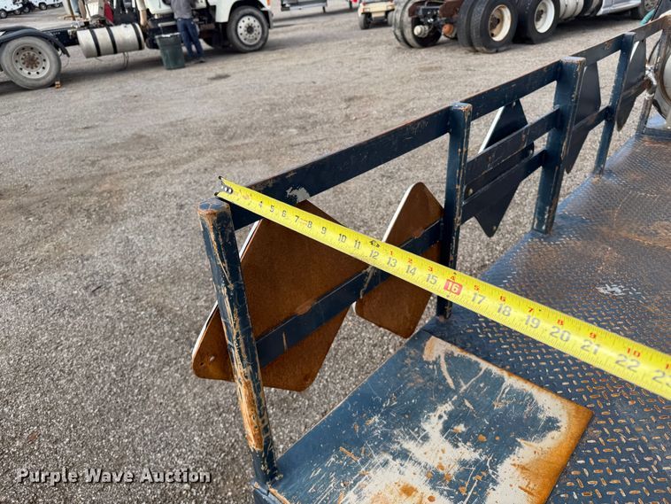 image for item FB5062 Flatbed