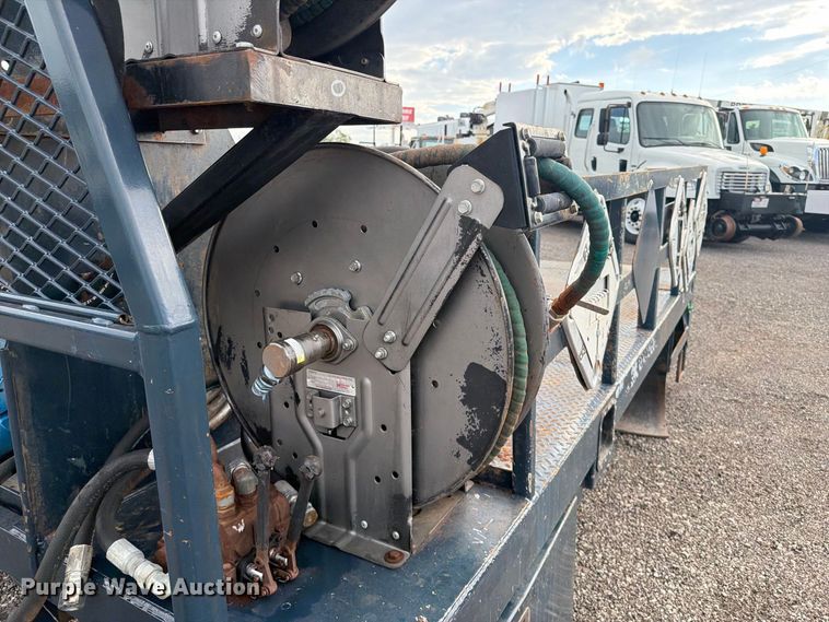 image for item FB5062 Flatbed