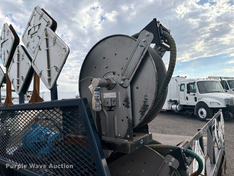 image for item FB5062 Flatbed