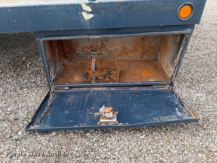 image for item FB5062 Flatbed
