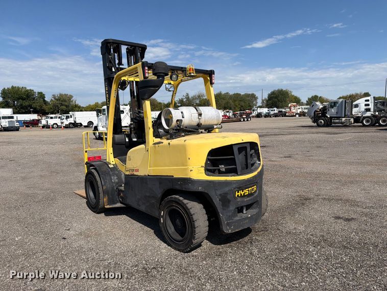 image for item FB5066 1993 Hyster 100 Fortis forklift
