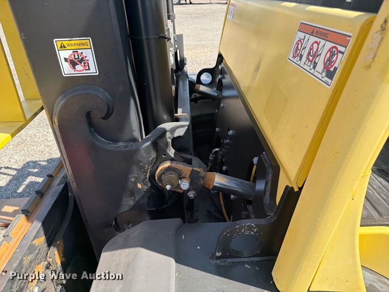 image for item FB5066 1993 Hyster 100 Fortis forklift