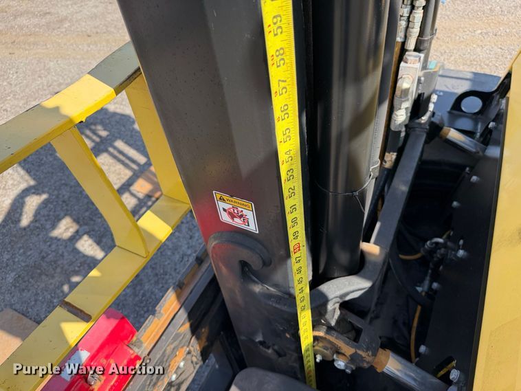 image for item FB5066 1993 Hyster 100 Fortis forklift