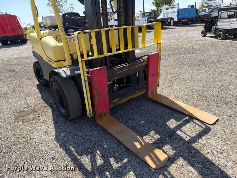 image for item FB5066 1993 Hyster 100 Fortis forklift