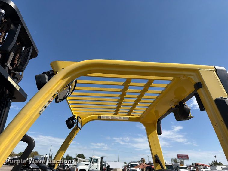 image for item FB5066 1993 Hyster 100 Fortis forklift