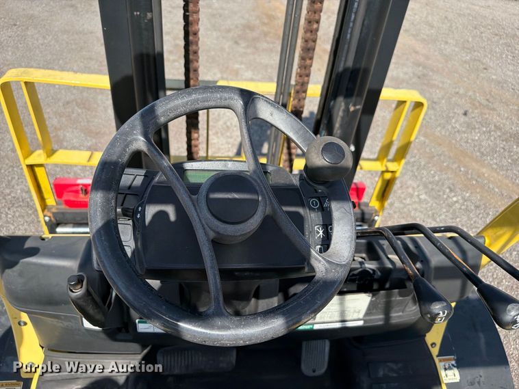 image for item FB5066 1993 Hyster 100 Fortis forklift