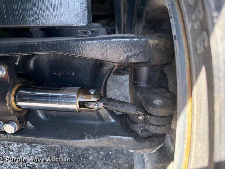 image for item FB5066 1993 Hyster 100 Fortis forklift