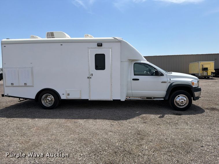 image for item FB5067 2008 Sterling Bullet 5500 utility / service truck