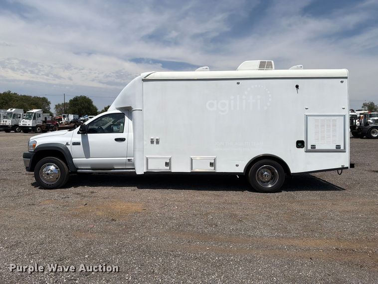 image for item FB5067 2008 Sterling Bullet 5500 utility / service truck
