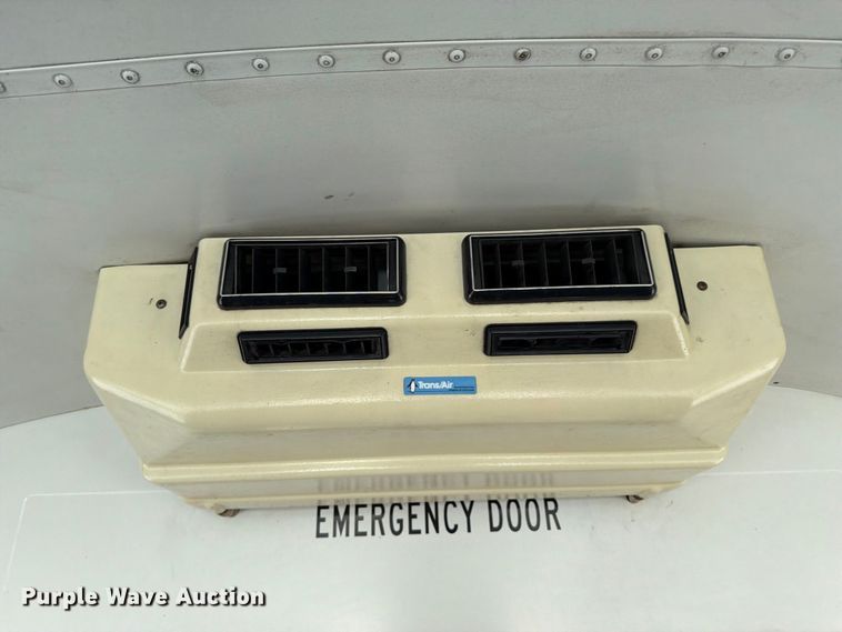image for item FB5071 2000 Chevrolet B7 school bus