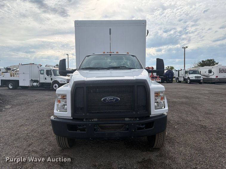 image for item FB5083 2019 Ford F750 Super Duty box truck