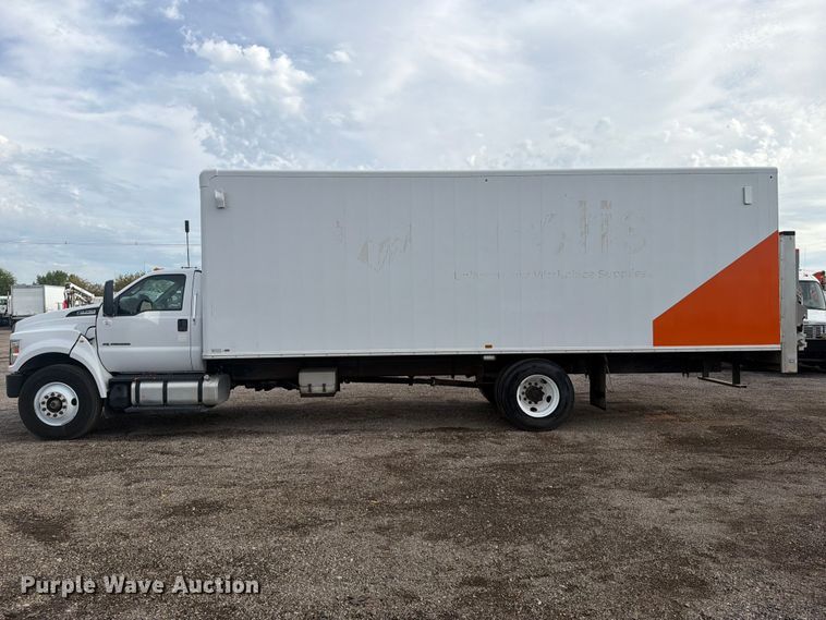 image for item FB5083 2019 Ford F750 Super Duty box truck
