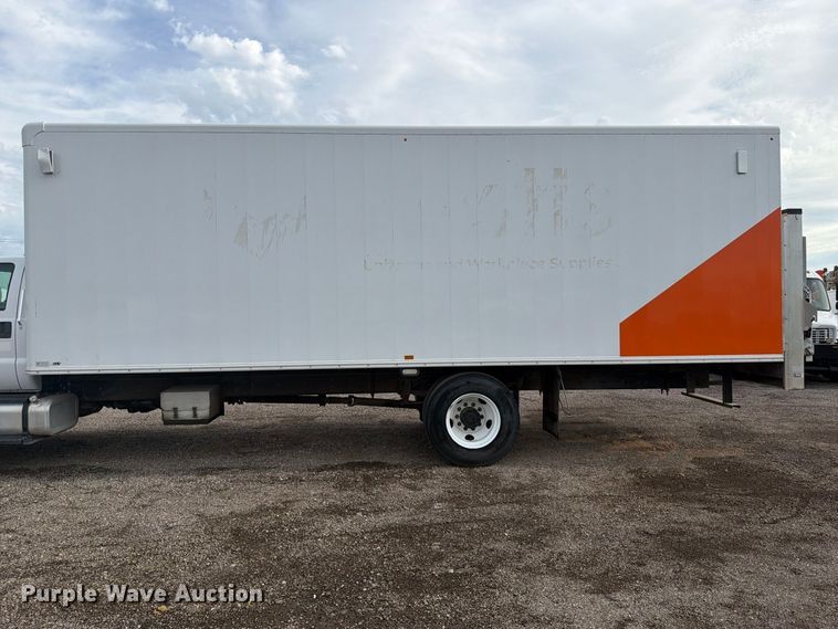 image for item FB5083 2019 Ford F750 Super Duty box truck