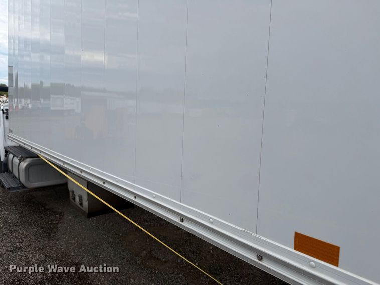image for item FB5083 2019 Ford F750 Super Duty box truck