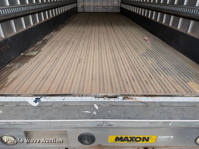 image for item FB5083 2019 Ford F750 Super Duty box truck