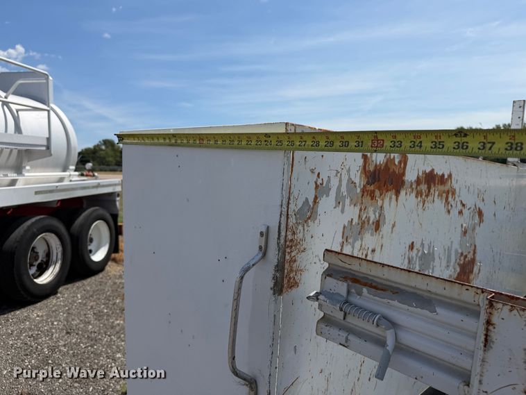 image for item FB5089 Knapheide flatbed