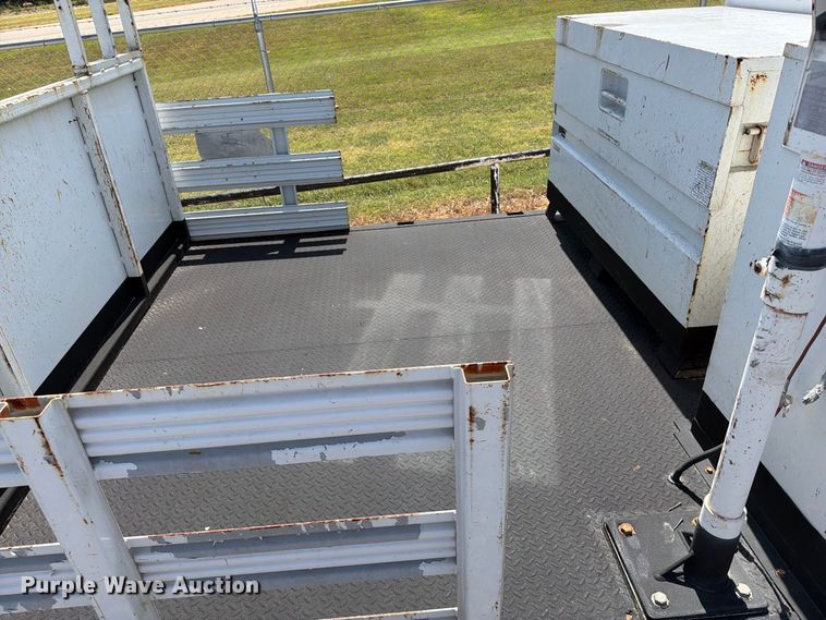 image for item FB5089 Knapheide flatbed