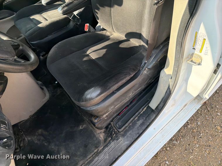 image for item FB5893 2019 Dodge Grand Caravan van
