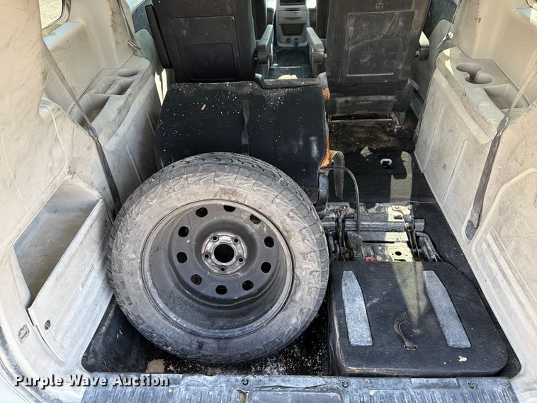 image for item FB5893 2019 Dodge Grand Caravan van