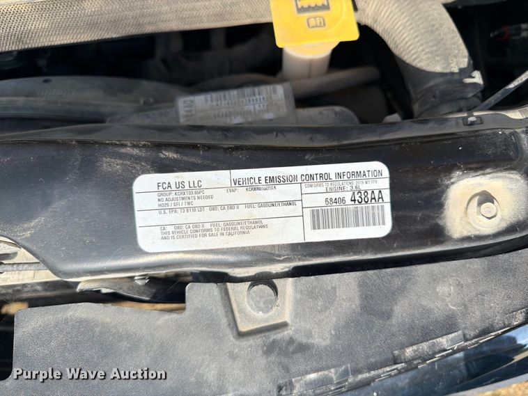 image for item FB5893 2019 Dodge Grand Caravan van