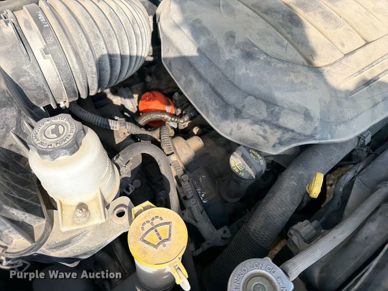 image for item FB5893 2019 Dodge Grand Caravan van