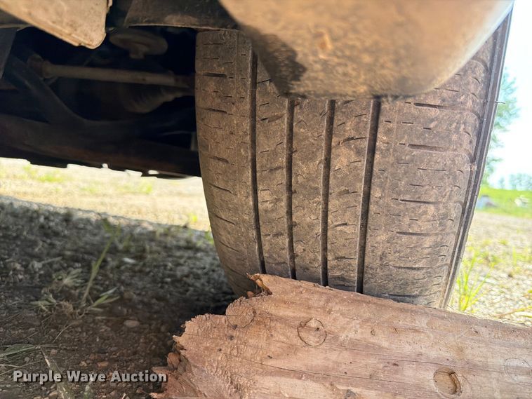 image for item FB5893 2019 Dodge Grand Caravan van