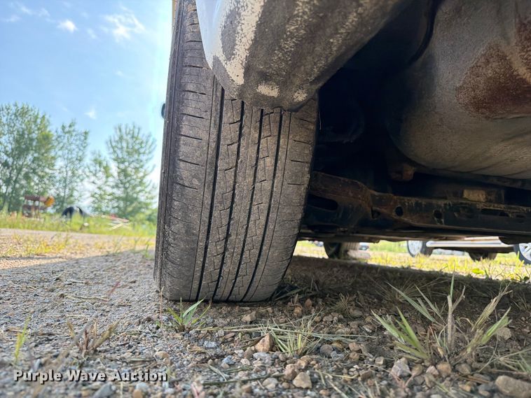 image for item FB5893 2019 Dodge Grand Caravan van