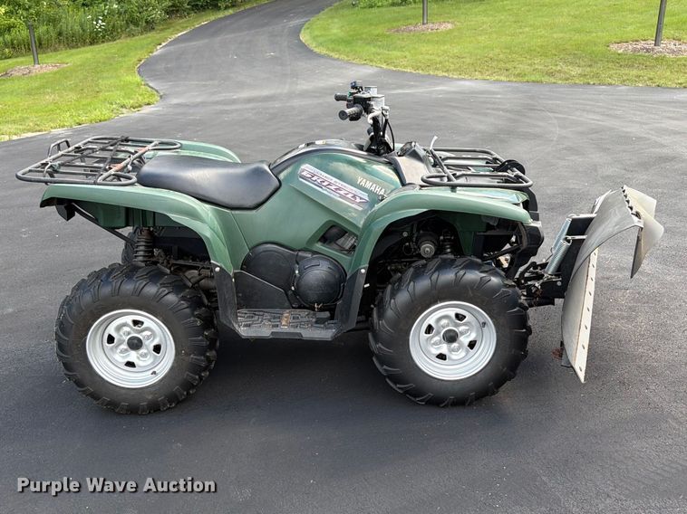 image for item FB5940 2011 Yamaha Grizzly 700 ATV