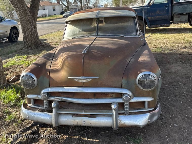image for item FB7089 Chevrolet sedan