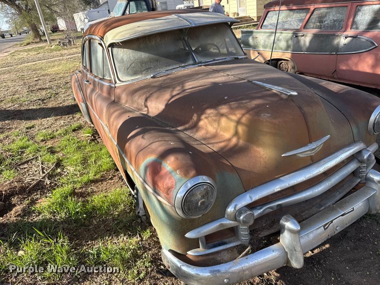 image for item FB7089 Chevrolet sedan