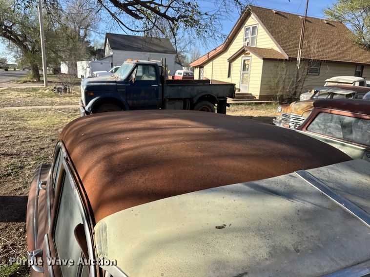 image for item FB7089 Chevrolet sedan