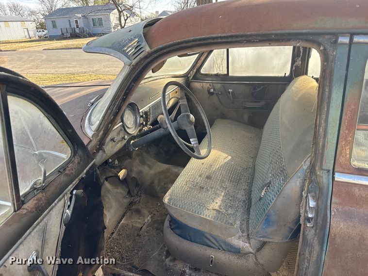 image for item FB7089 Chevrolet sedan