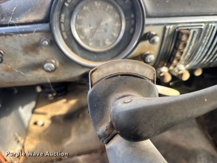 image for item FB7089 Chevrolet sedan