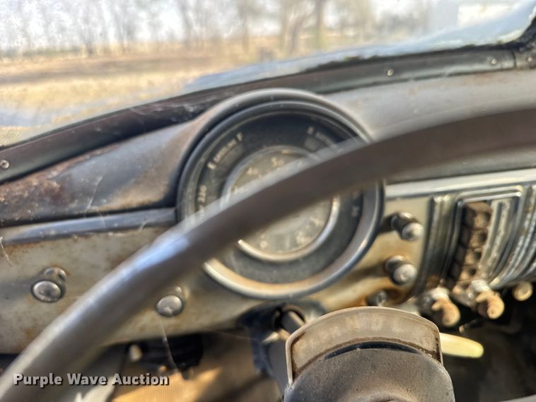 image for item FB7089 Chevrolet sedan