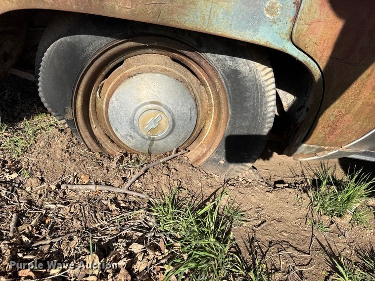 image for item FB7089 Chevrolet sedan