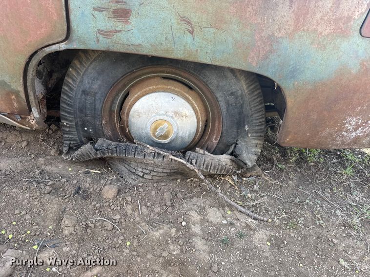 image for item FB7089 Chevrolet sedan