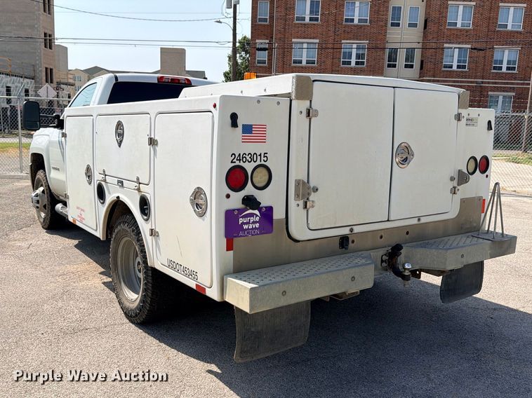 image for item FB8285 2016 Chevrolet Silverado 3500HD utility bed pickup truck