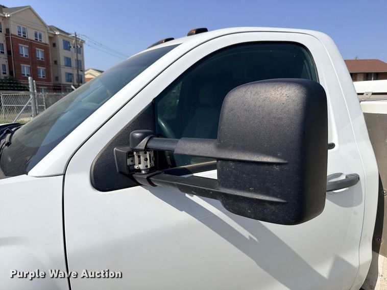 image for item FB8285 2016 Chevrolet Silverado 3500HD utility bed pickup truck