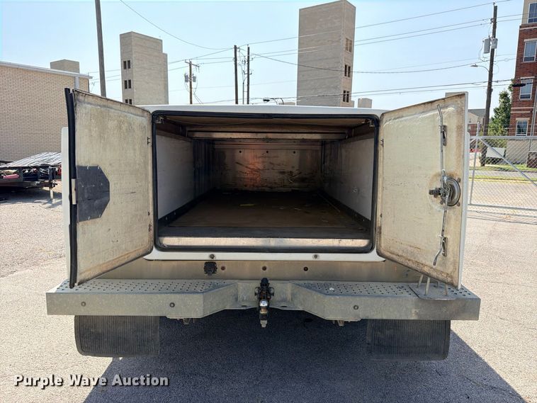 image for item FB8285 2016 Chevrolet Silverado 3500HD utility bed pickup truck