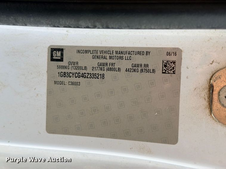image for item FB8285 2016 Chevrolet Silverado 3500HD utility bed pickup truck