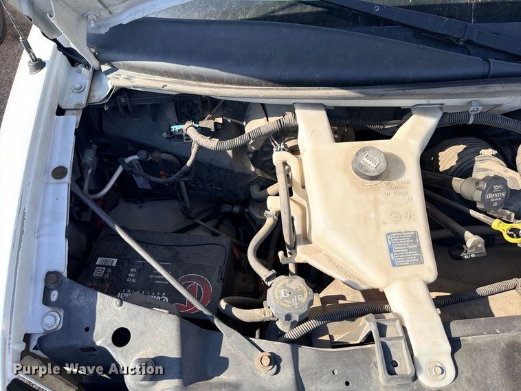 image for item FB8287 2017 Chevrolet Express 2500 van