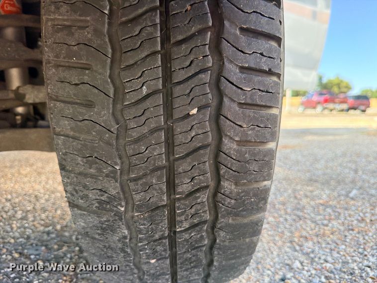 image for item FB8287 2017 Chevrolet Express 2500 van