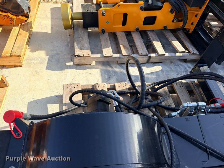image for item FB8295 Giyi SG45 skid steer stump grinder