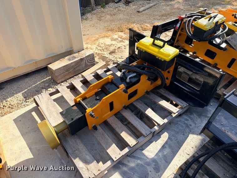 2026 Giyi D680 skid steer post driver