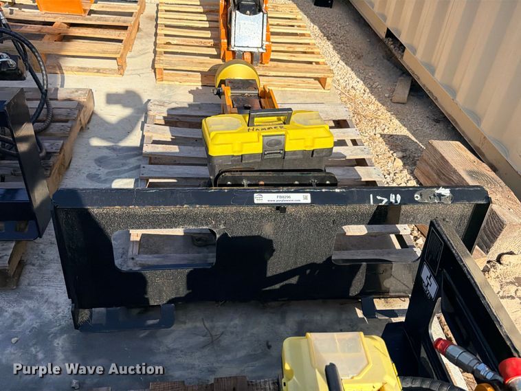 image for item FB8296 2026 Giyi D680 skid steer post driver
