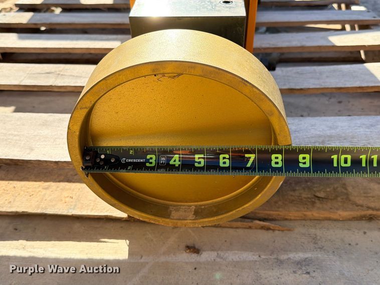 image for item FB8296 2026 Giyi D680 skid steer post driver