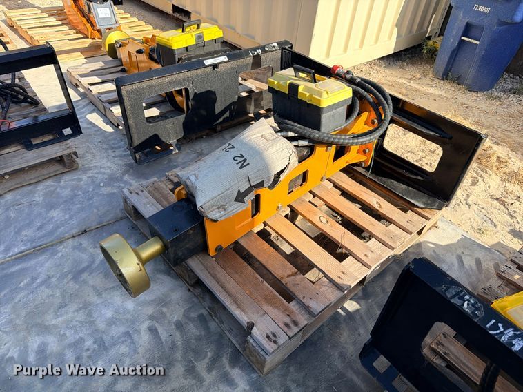 2026 Giyi D680 skid steer post driver