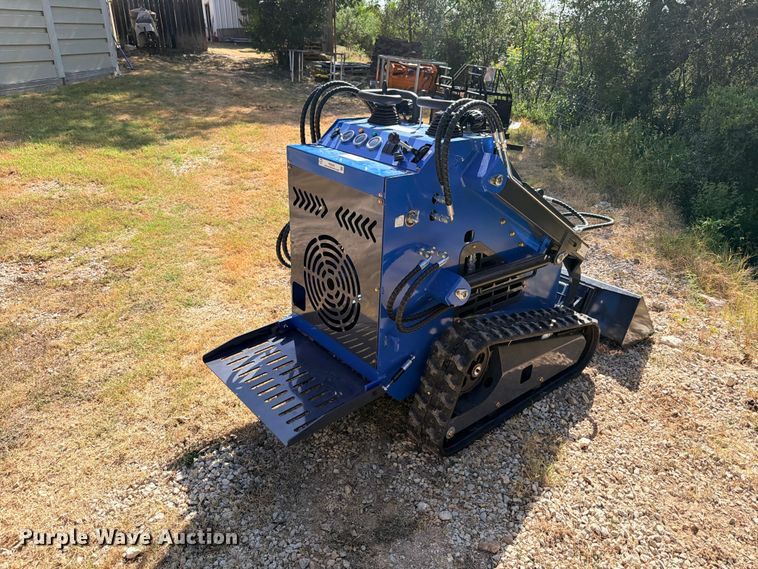 image for item FB8304 2026 ZJG ZJ-380 compact utility loader