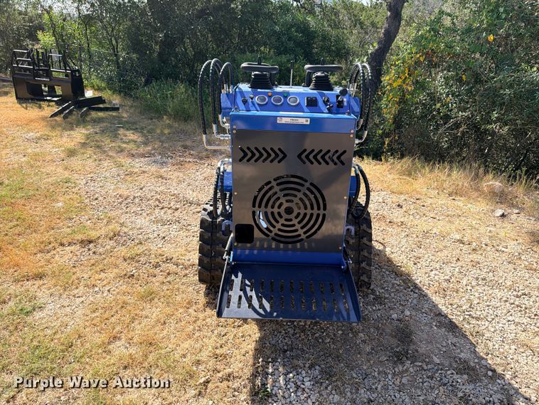 image for item FB8304 2026 ZJG ZJ-380 compact utility loader